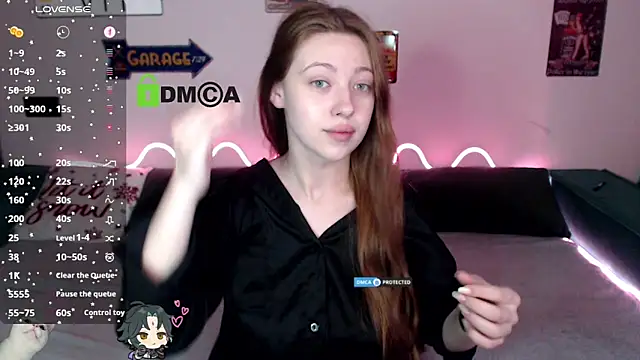Snapshot of AmourLily chatting on June 10, 6:45 am AmourLily online show from June 10, 6:45 am