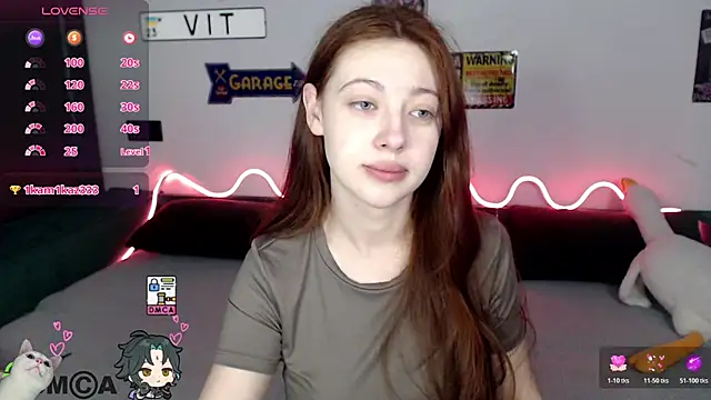 Snapshot of AmourLily chatting on July 4, 6:08 am AmourLily online show from July 4, 6:08 am