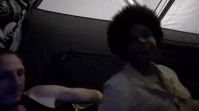 Snapshot of BIGxRED chatting on October 29, 4:04 am BIGxRED online show from October 29, 4:04 am