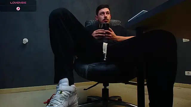 EnzoRace online show from October 27, 5:55 am