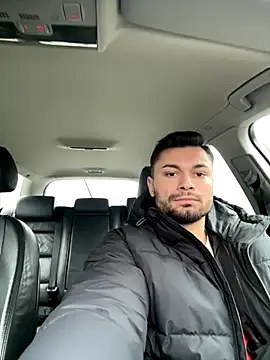 irimiea1729 online show from December 14, 1:05 pm