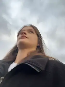 KittyQueeny online show from October 10, 2:05 pm