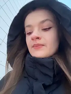 KittyQueeny online show from December 14, 1:05 pm