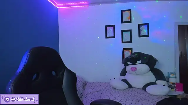 milita houston online show from September 18, 9:06 pm