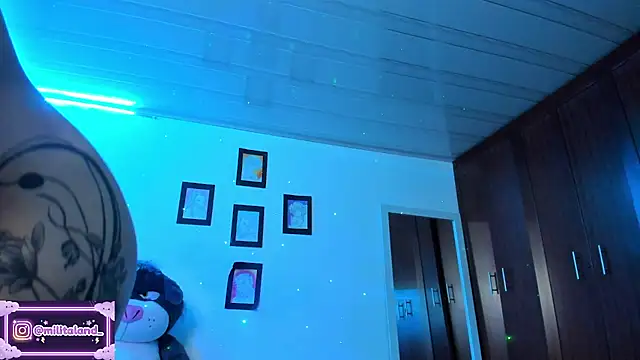 milita houston online show from October 10, 3:27 am