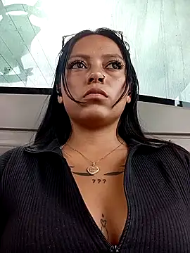 LunaHot 777 online show from February 4, 7:20 pm