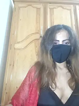 ghadiraa online show from January 7, 11:40 pm