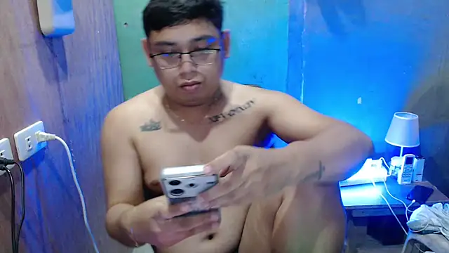 Snapshot of native_cummer chatting on October 2, 5:42 pm native cummer online show from October 2, 5:42 pm