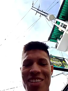 Snapshot of elinnki chatting on September 20, 8:10 pm elinnki online show from September 20, 8:10 pm