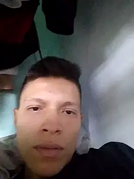 Snapshot of elinnki chatting on September 27, 3:50 pm elinnki online show from September 27, 3:50 pm