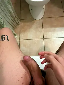 Snapshot of ilmiglior10 chatting on September 27, 9:42 pm ilmiglior10 online show from September 27, 9:42 pm