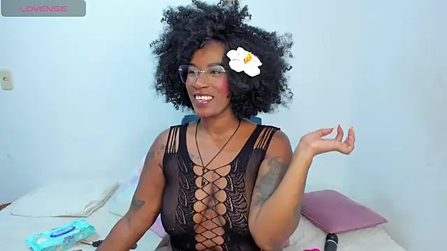 Snapshot of Brandy_brown_ chatting on December 3, 11:25 pm Brandy brown online show from December 3, 11:25 pm