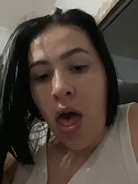 IvettSt  online show from June 16, 3:42 am