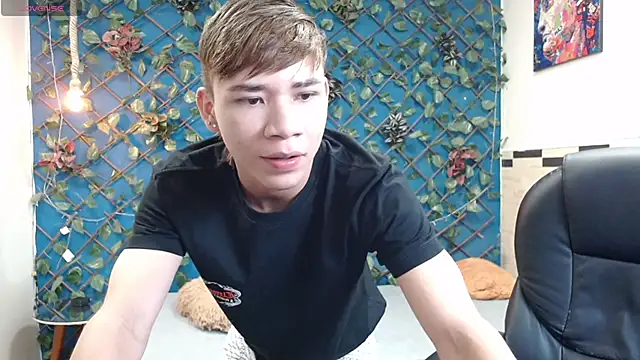 nathanclay online show from October 22, 4:02 am