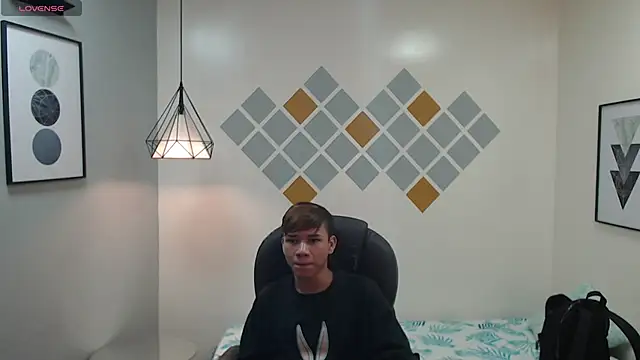 nathanclay online show from November 25, 4:01 am