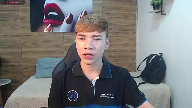 nathanclay online show from February 26, 3:27 am