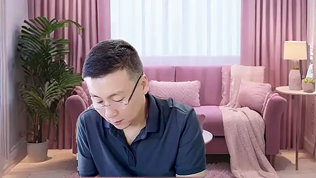 Snapshot of rongtiangongna chatting on October 30, 4:25 am rongtiangongna online show from October 30, 4:25 am