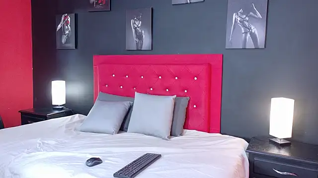 lilyth adam online show from March 9, 7:29 pm