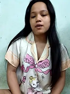 Snapshot of BabySweet-18 chatting on June 13, 7:28 am BabySweet-18 online show from June 13, 7:28 am