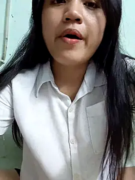 Snapshot of BabySweet-18 chatting on July 14, 1:17 pm BabySweet-18 online show from July 14, 1:17 pm