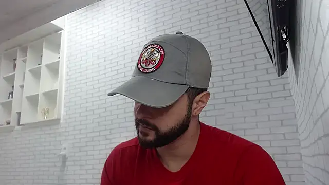 BombeiroHotx online show from January 14, 9:09 pm