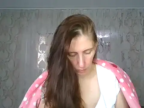 Snapshot of CandiCole chatting on October 31, 7:31 am CandiCole online show from October 31, 7:31 am