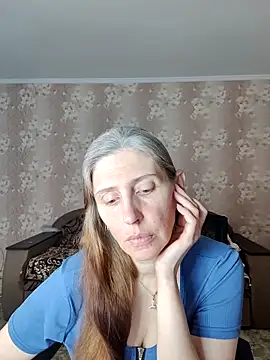 Snapshot of CandiCole chatting on July 1, 5:42 am CandiCole online show from July 1, 5:42 am