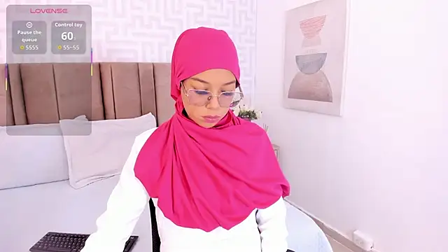 naishaa  online show from March 13, 1:29 pm