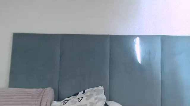 Jah-Queen online show from February 11, 5:34 am