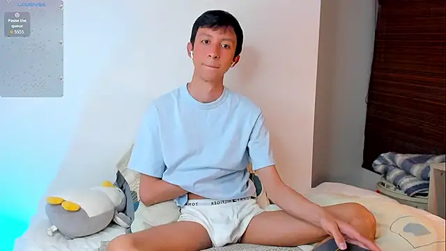 philip twinkk online show from December 4, 1:48 am