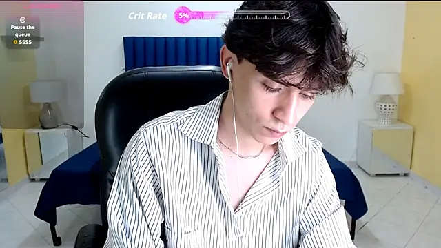 RoberthAlv online show from February 13, 1:51 pm