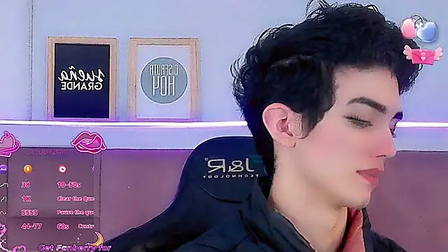 Baby FenixTS online show from January 7, 9:45 am