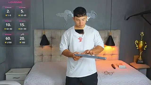 Horny nick18 online show from January 14, 2:01 pm