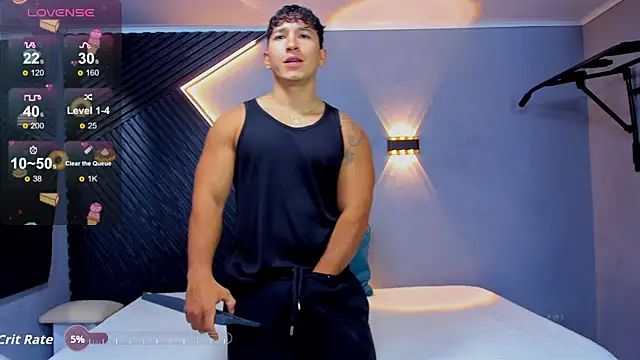 Snapshot of Horny_nick18 chatting on June 13, 10:57 am Horny nick18 online show from June 13, 10:57 am