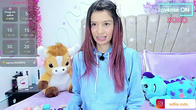 Snapshot of Sofiia_Cute chatting on June 10, 3:29 am Sofiia Cute online show from June 10, 3:29 am