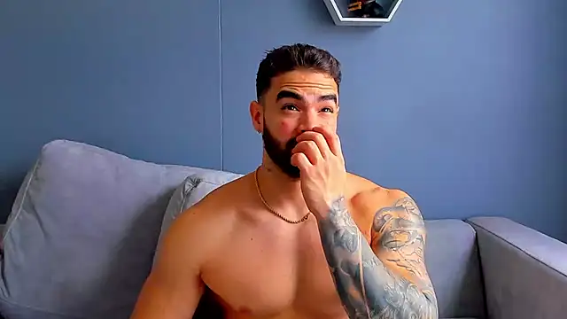 Paul Phoenix online show from September 17, 8:32 pm