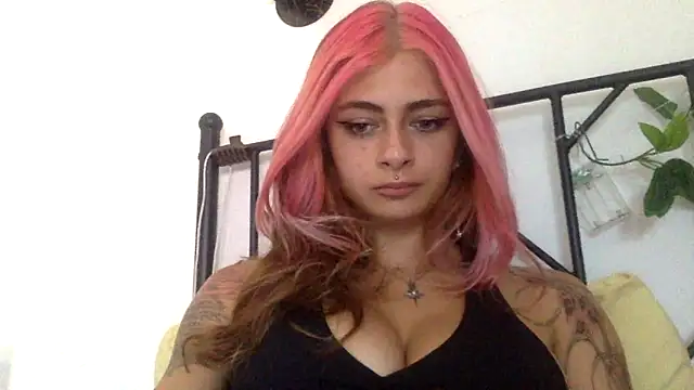 piccolaflo online show from June 21, 11:24 am