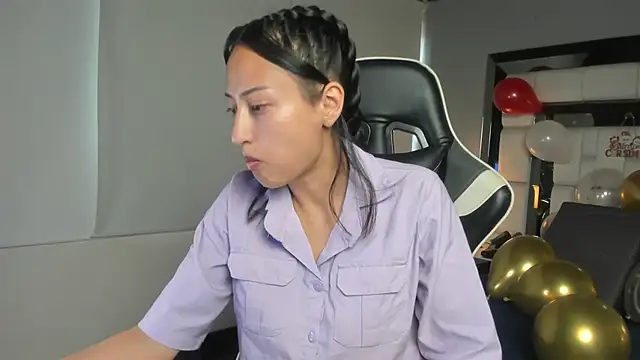 Adhara7 online show from December 17, 9:10 pm