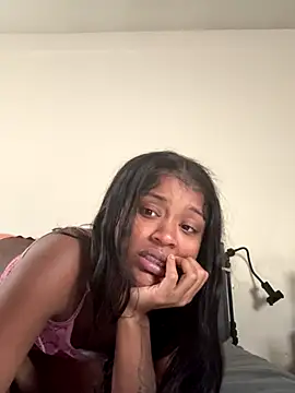 PrettyBabriexox online show from October 28, 2:31 pm