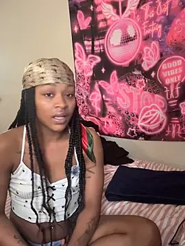 PrettyBabriexox online show from April 19, 1:32 pm