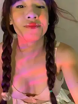 Snapshot of Kimberly-Ferarren chatting on February 15, 8:05 pm Kimberly-Ferarren online show from February 15, 8:05 pm