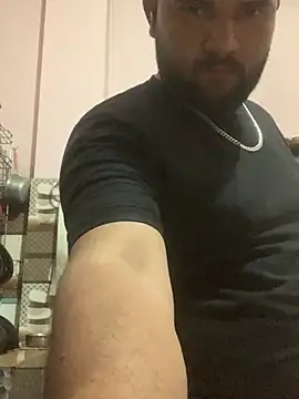 Snapshot of amitsharma7868 chatting on May 4, 4:03 pm amitsharma7868 online show from May 4, 4:03 pm