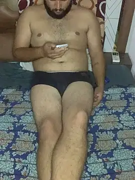 Snapshot of amitsharma7868 chatting on June 3, 4:23 pm amitsharma7868 online show from June 3, 4:23 pm