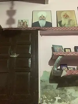 amitsharma7868 online show from July 28, 4:39 pm