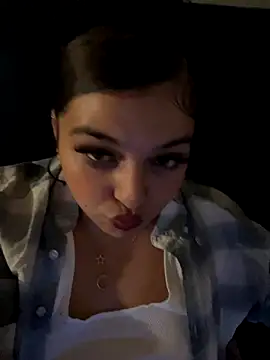 Snapshot of turkishfatbooty chatting on October 4, 5:27 am turkishfatbooty online show from October 4, 5:27 am