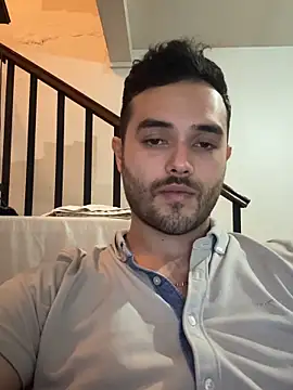 Snapshot of acmello83 chatting on April 18, 7:58 pm acmello83 online show from April 18, 7:58 pm