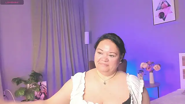 Snapshot of sandra_jackson chatting on May 14, 3:13 am sandra jackson online show from May 14, 3:13 am