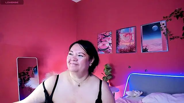 Snapshot of sandra_jackson chatting on May 15, 2:40 am sandra jackson online show from May 15, 2:40 am