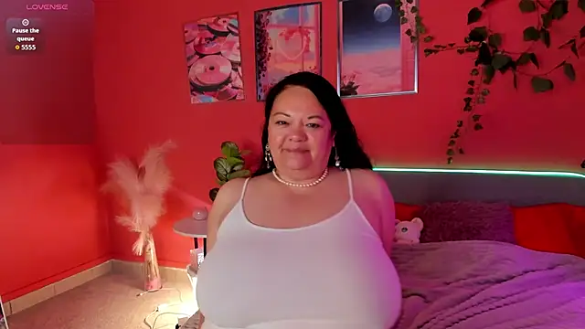 Snapshot of sandra_jackson chatting on June 8, 2:56 am sandra jackson online show from June 8, 2:56 am