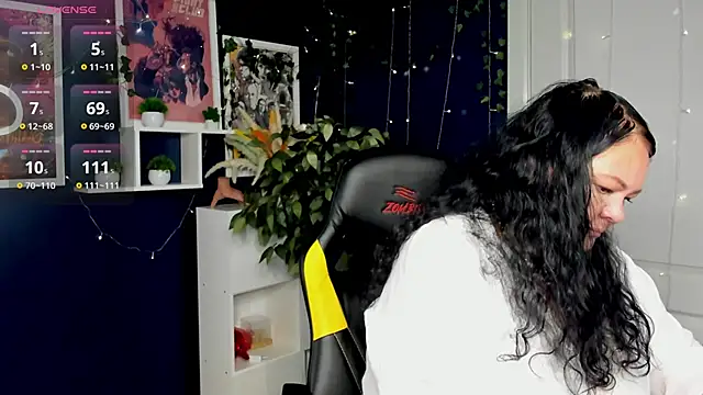 Snapshot of sandra_jackson chatting on June 22, 3:25 am sandra jackson online show from June 22, 3:25 am